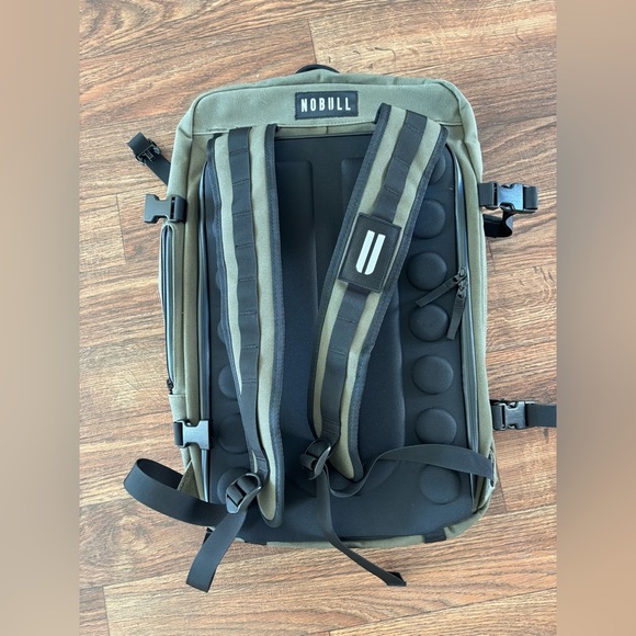 NOBULL WAXED CANVAS DUFFLEBACK - army green - Picture 7 of 10